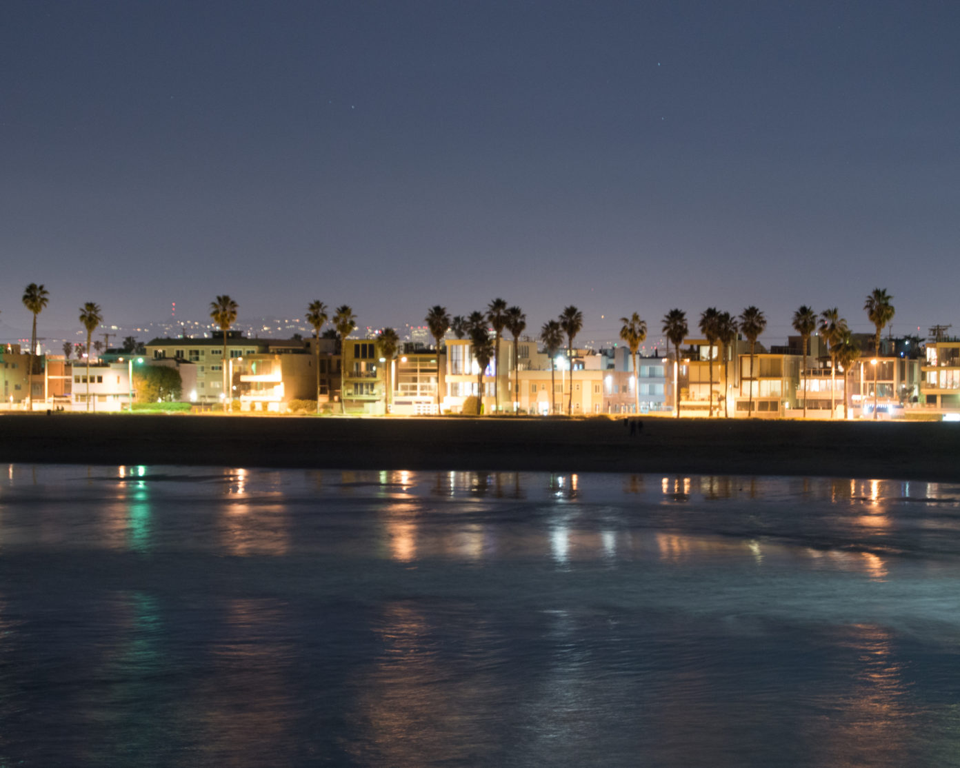 Venice Beach Grunion Run Yo! Venice!